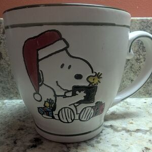 Peanuts Snoopy Woodstock Coffee Mug Cup Santa  Happy Holidays Christmas Gifts